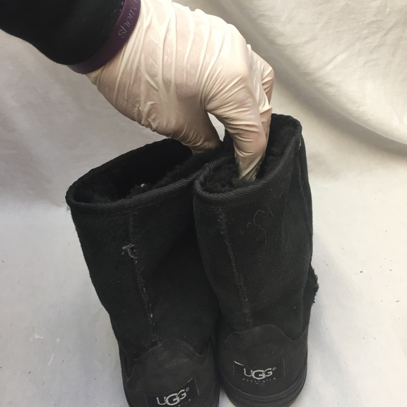 Mini UGG Black Boots Size: 5 - Picture 5 of 8